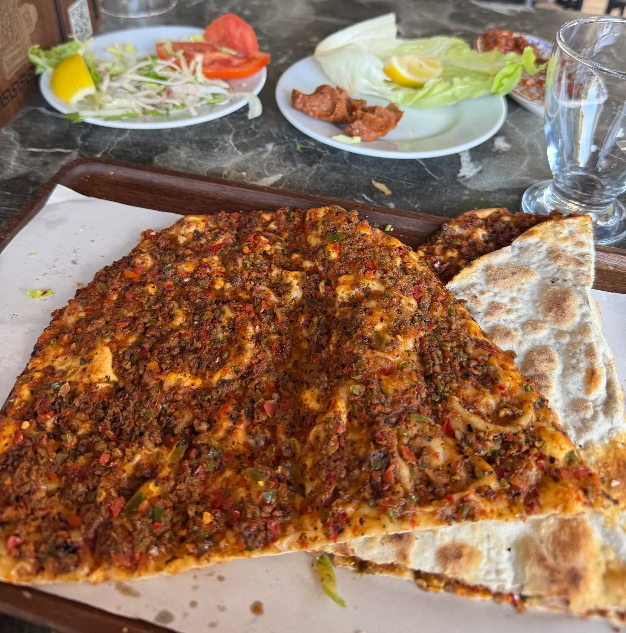 Lahmacunlar